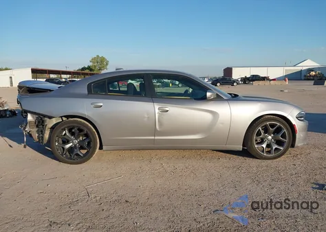 2016 Dodge Charger Sxt z USA, uszkodzony, nr VIN 2C3CDXHG7GH285978